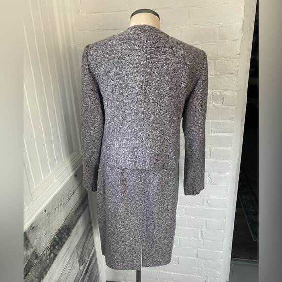 Purple vintage skirt suit - Picture 4 of 9